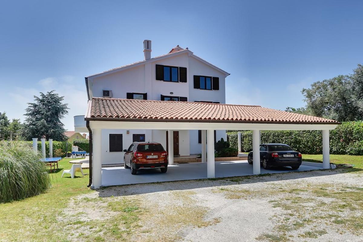 Villa Mutila Medulin Bagian luar foto