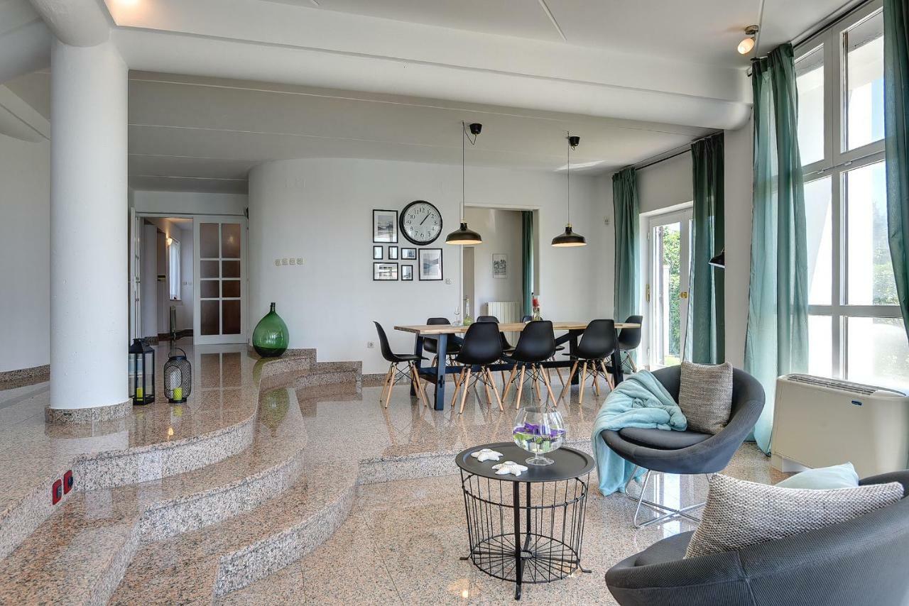 Villa Mutila Medulin Bagian luar foto