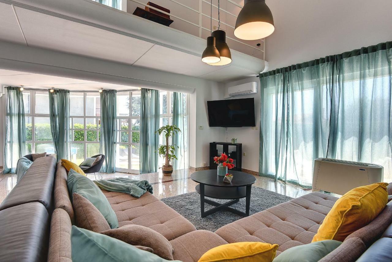 Villa Mutila Medulin Bagian luar foto