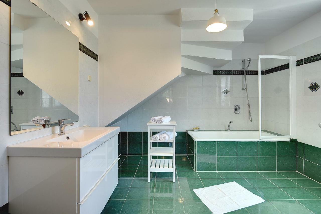 Villa Mutila Medulin Bagian luar foto