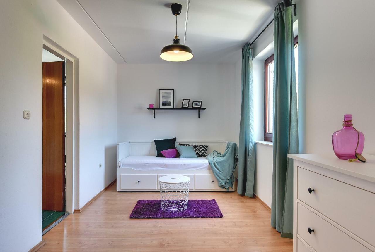 Villa Mutila Medulin Bagian luar foto