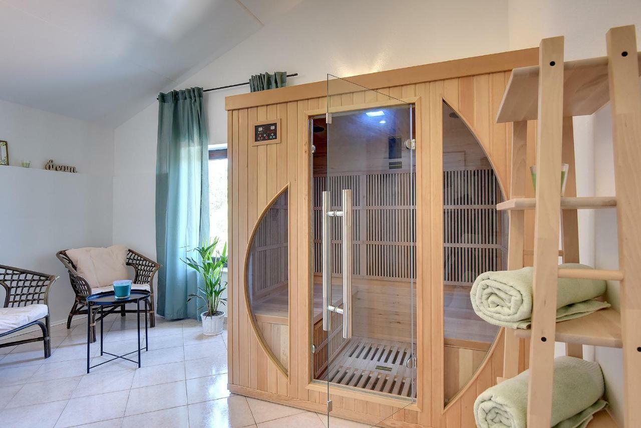 Villa Mutila Medulin Bagian luar foto